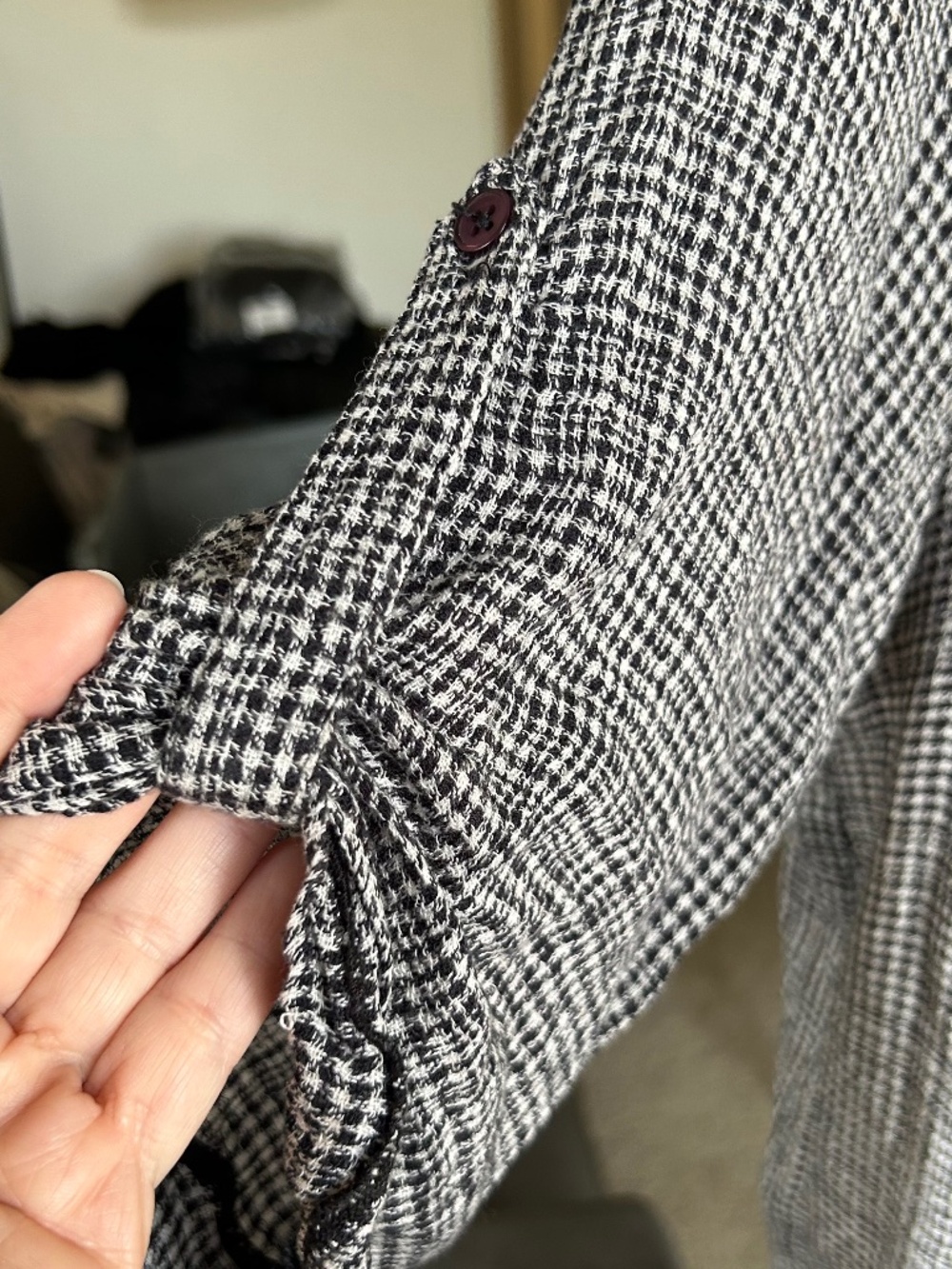 Plaid Black White Waterfall Fringe Front Jacket Role Tab Sleeves Size L GUC - Picture 7 of 10